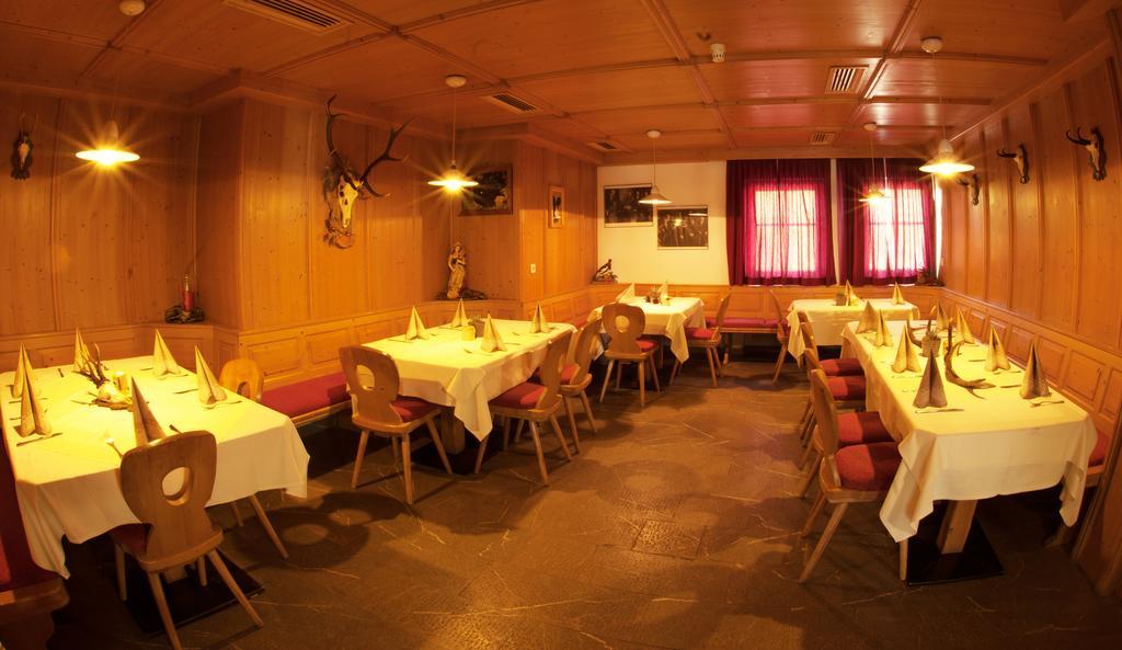 Hotel Zum Hasen Теренто Экстерьер фото